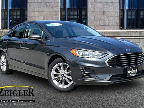 Used 2020 Ford Fusion SE FWD image 1