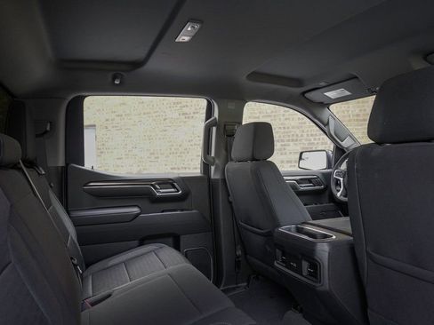 Used 2023 Chevrolet Silverado 1500 LT Trail Boss image 11