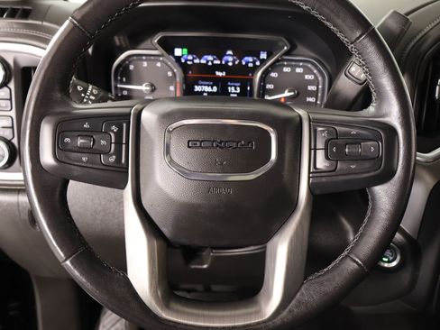 Used 2022 GMC Sierra 1500 Denali w/ Denali Premium Package image 3