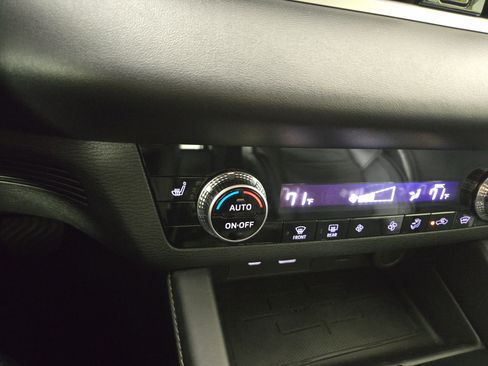 Used 2022 Mitsubishi Outlander SE AWD/4WD image 26