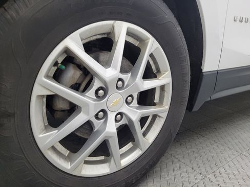 Used 2022 Chevrolet Equinox LT image 31