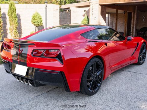 Used 2019 Chevrolet Corvette Stingray Coupe w/ Carbon Flash Badge Package image 8