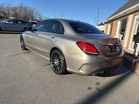 Used 2019 Mercedes-Benz C 300 Sedan image 9