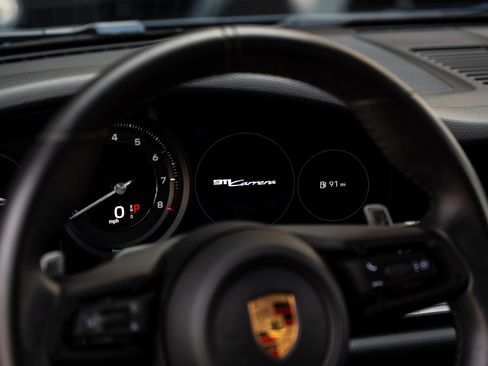 Used 2020 Porsche 911 Carrera RWD image 29