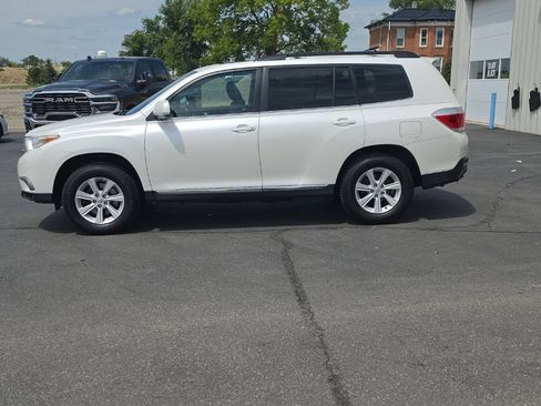 Used 2013 Toyota Highlander SE AWD/4WD image 4