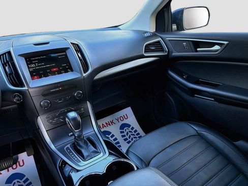 Used 2018 Ford Edge SEL w/ Equipment Group 201A AWD/4WD image 24