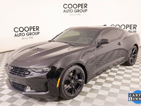 Used 2022 Chevrolet Camaro LT w/ RS Package image 9