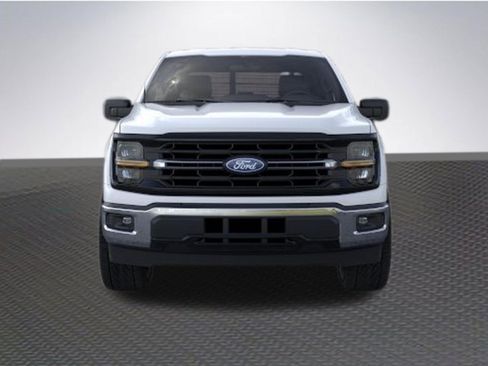 New 2026 Ford F150 XLT w/ XLT Chrome Appearance Package RWD image 6