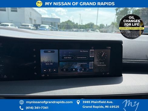 Used 2025 Nissan Murano SV AWD/4WD image 23
