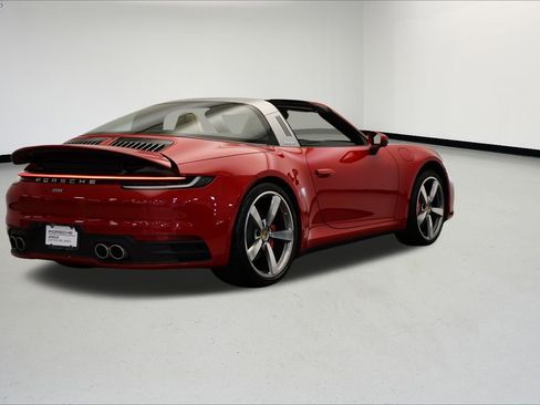 Used 2021 Porsche 911 Targa 4S image 15