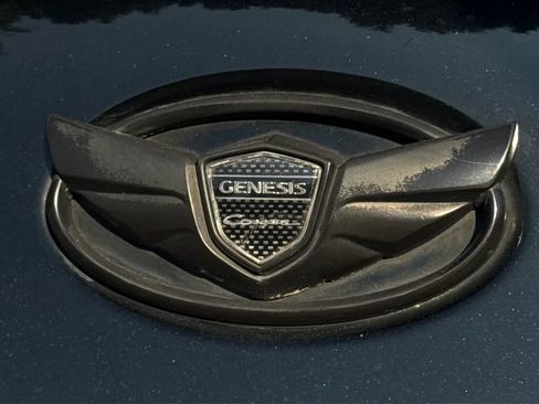 Used 2011 Hyundai Genesis 2.0T RWD image 38