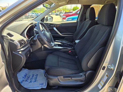 Used 2020 Mitsubishi Eclipse Cross ES FWD image 15