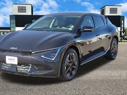 New 2025 Kia EV6 Wind