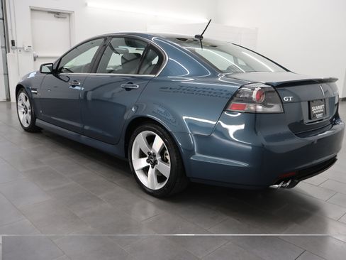 Used 2009 Pontiac G8 GT w/ Premium Package RWD image 6
