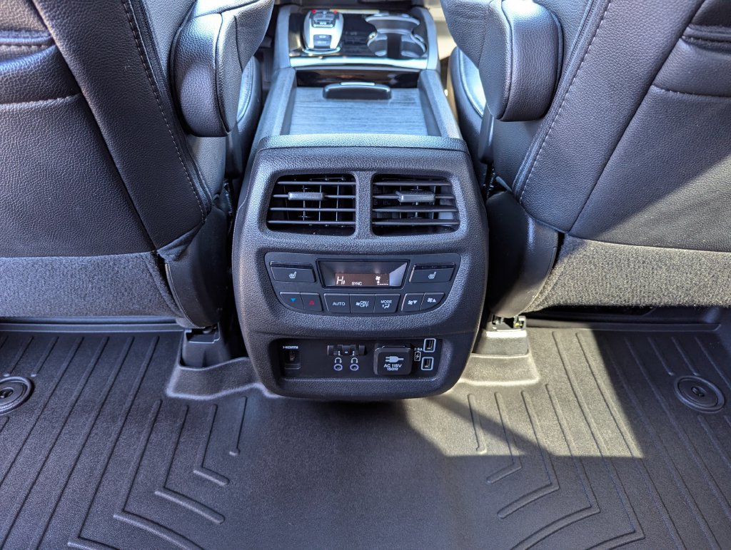 Used 2019 Honda Pilot Touring image 39