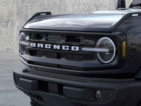 New 2025 Ford Bronco Outer Banks w/ Sasquatch Package image 19