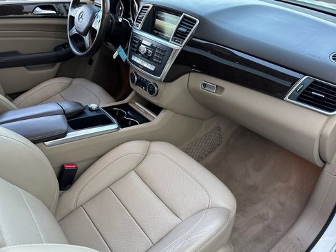 Used 2015 Mercedes-Benz ML 350 2WD image 33