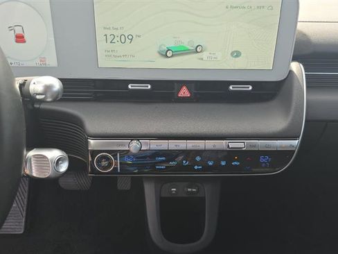 Used 2024 Hyundai Ioniq 5 Limited image 11
