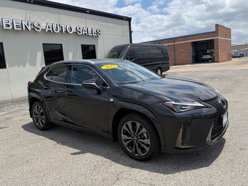 Used 2022 Lexus UX 200 F Sport w/ Accessory Package (Z2) FWD image 4