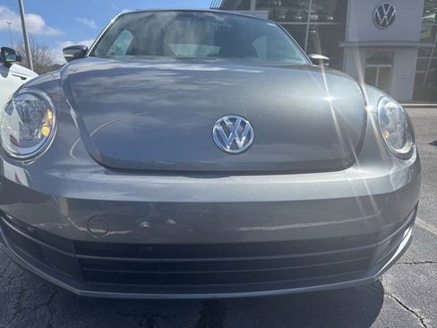 Used 2013 Volkswagen Beetle 2.5 image 1