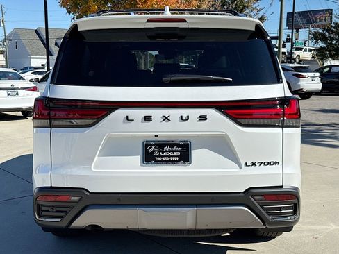 New 2025 Lexus LX 700h Luxury image 6