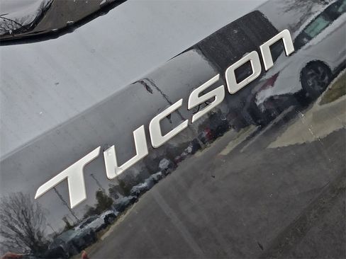 Used 2025 Hyundai Tucson SE image 7