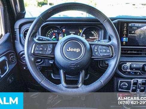 Used 2024 Jeep Wrangler Unlimited Rubicon 4xe image 27