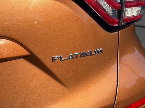 Used 2015 Nissan Murano Platinum w/ Platinum Technology Package image 28