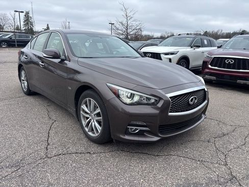 Used 2017 INFINITI Q50 Premium w/ 2.0T Premium Plus Package image 5