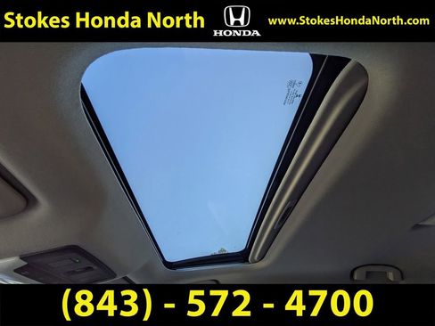 Used 2023 Nissan Sentra SR w/ SR Premium Package image 20