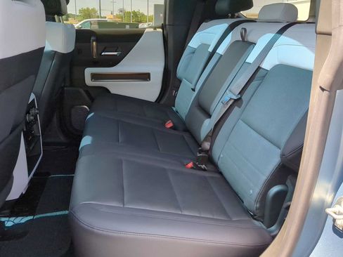 Used 2024 GMC Hummer EV 3X w/ Omega Edition AWD/4WD image 21