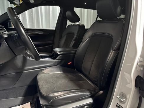 Used 2022 Jeep Grand Cherokee L Laredo AWD/4WD image 6