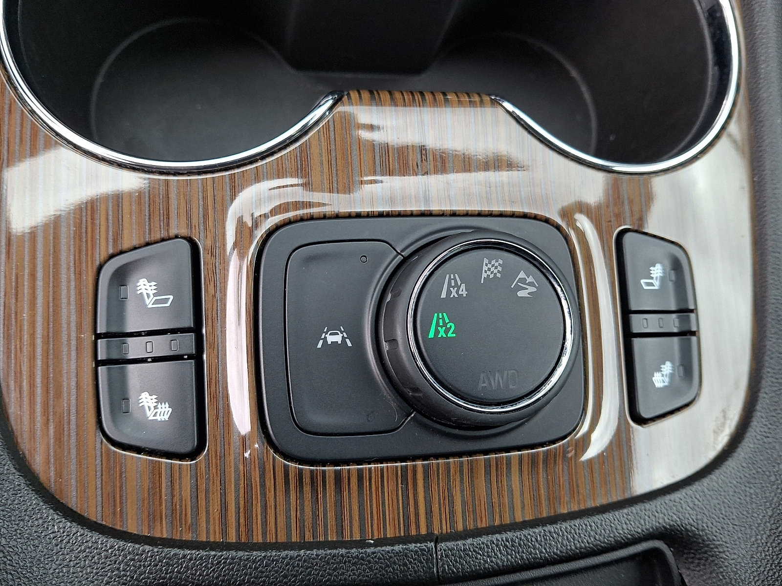 Used 2023 GMC Acadia SLE w/ Driver Convenience Package AWD/4WD image 22