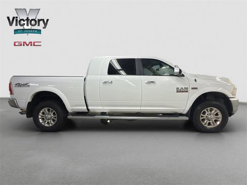Used 2018 RAM 2500 Laramie w/ Off Road Package image 12