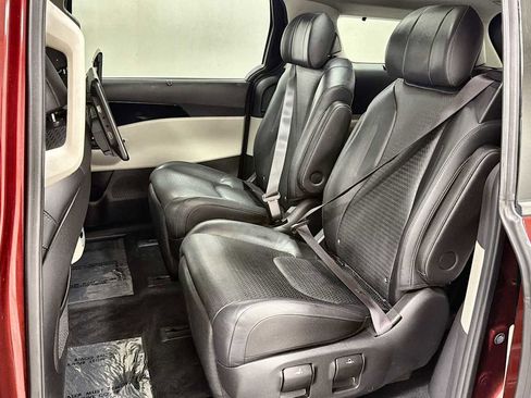 Used 2022 Kia Carnival SX Prestige FWD image 25
