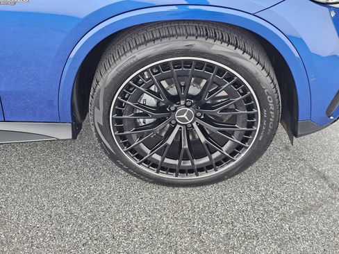 Used 2024 Mercedes-Benz GLC 43 AMG AMG GLC 43 image 9