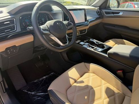 New 2026 Volkswagen Atlas Cross Sport SE FWD image 20
