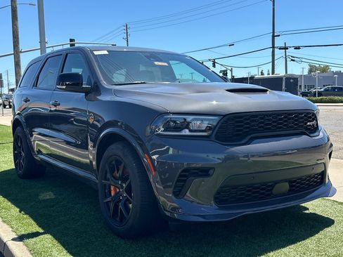 New 2026 Dodge Durango SRT Hellcat w/ Premium Group AWD/4WD image 2