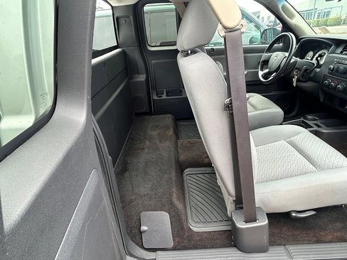 Used 2008 Dodge Dakota ST RWD image 23