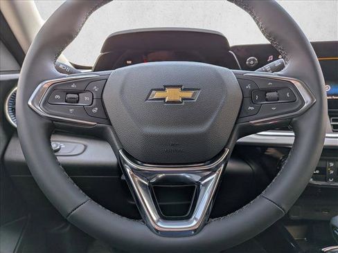 New 2026 Chevrolet Trax LT w/ Driver Confidence Package image 14