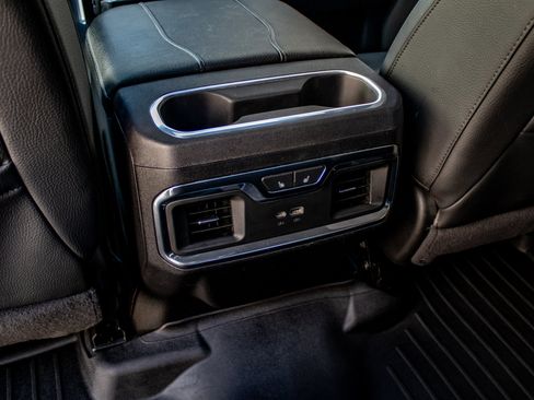 Used 2024 GMC Sierra 1500 Denali image 32