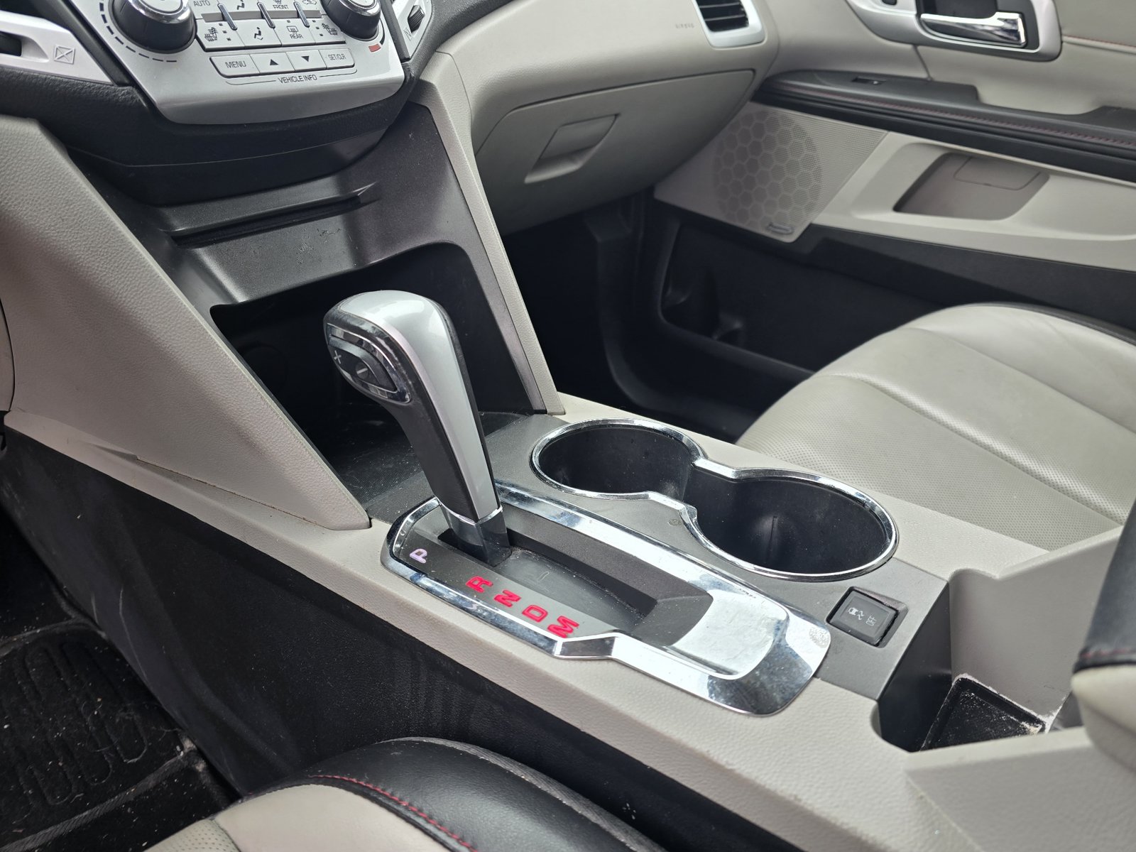 Used 2013 GMC Terrain SLT AWD/4WD image 21