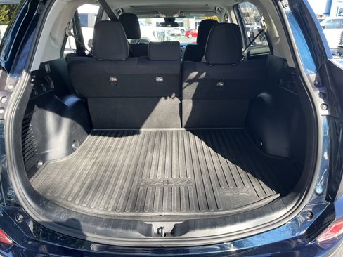 Used 2018 Toyota RAV4 XLE image 31