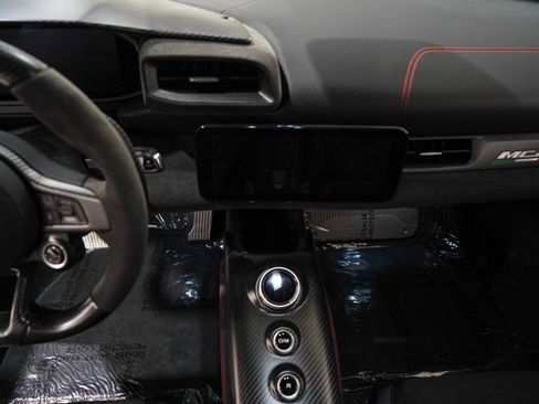 Used 2023 Maserati MC20 Coupe RWD image 12