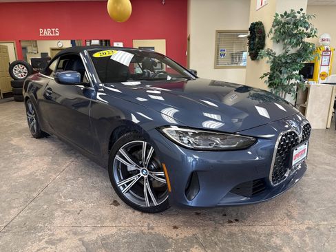 Used 2022 BMW 430i xDrive Convertible w/ Premium Package image 2