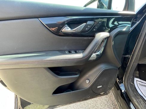 Used 2020 Chevrolet Blazer RS FWD image 12