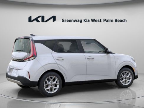 New 2025 Kia Soul LX image 8
