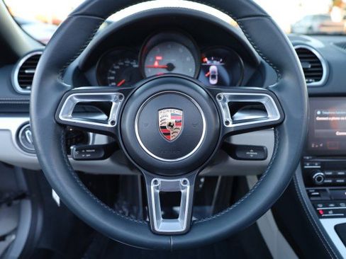 Used 2017 Porsche 718 Boxster S image 28