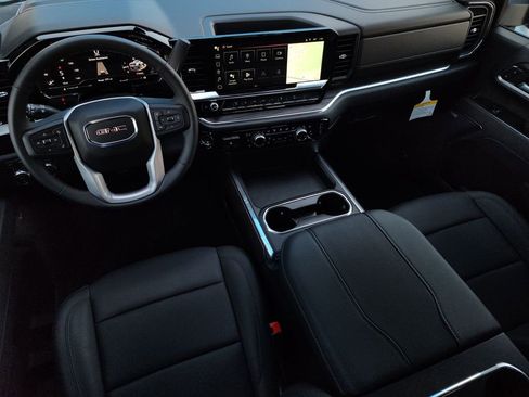 New 2025 GMC Sierra 2500 SLT w/ SLT Premium Package image 10