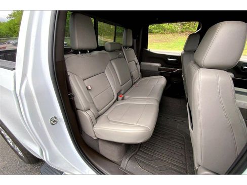 Used 2022 GMC Sierra 1500 SLT w/ SLT Premium Plus Package AWD/4WD image 25